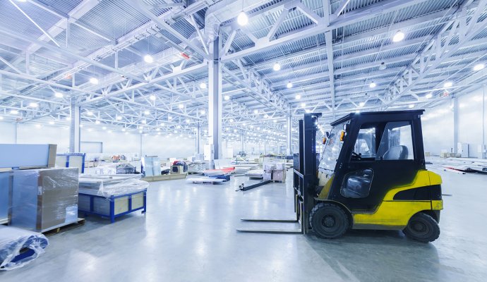 为工业机器人注入“无线能量”：鲁渝能源全功率无线充电方案赋能柔性制造